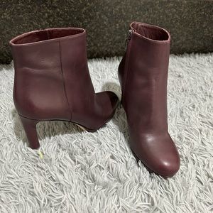 Via Spiga Women's Giulia Round -Toe Booties